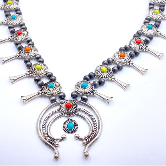 Jewelry - Vintage Multi-Colored Squash Style Necklace
